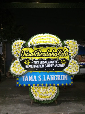 Papan Bunga Duka di Meral Barat